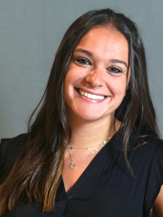 Becca Nadolne headshot